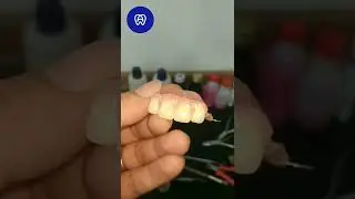 Gigi palsu lepas pasang.