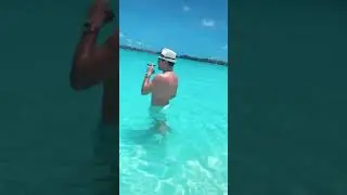 Smoking my Cigar in the ocean