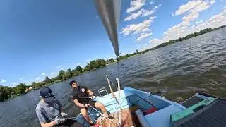 Der Backdecker l&auml;uft. Segeln fetzt.