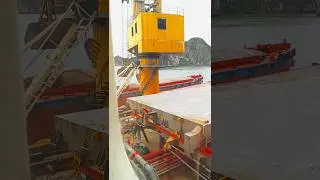 world largest crane on ship #explore #jcb3dxmachine #ship #heavydriver
