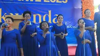 YESU KWETU NI RAFIKI// LIVE PERFORMANCE//MBARAMO SDA CHOIR AT MUHEZA CAMP MEETINGS 2025