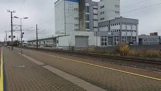 Taufkirchen an der Pram: Durchfahrt der 185 338-1