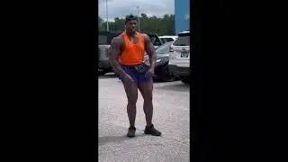 Black bodybuilder dancing video | Funny dance | Black man dance funny meme | #memetemps