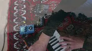 RoAT, Korg Monologue, Monotron Delay, Zoom MS-70CDR (A small setup - experimental Ambient)