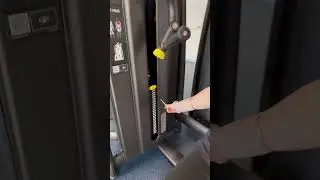 Technogym Chest Press Demo