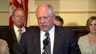 4/14/10: Governor Quinn Signs Historic Illinois Public Pension Reform Bill