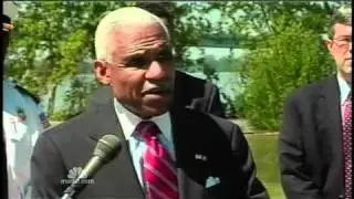 MSNBC - Nightly News - Swollen Mississippi Flows Into Heart Of Memphis 5-6-2011