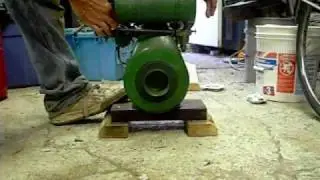 Lauson RSH gas engine