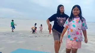 Main Pasir di Pantai #maindipantai  #pantai #beach #pantaibangka #pantaiindonesia #shorts #fyp #fun