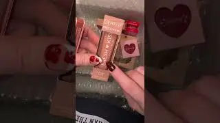 Новые подарочные наборы ColourPop ко Дню святого Валентина @colourpopcosmetics #colourpopcosmetic...