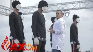 فرقة واكس اون في مهرجان عيدنا مكلانا على مسرح كرنفال حضرموت بالمكلا | رقص روبوت