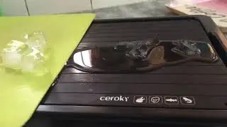 watching these ice cubes melt is so satisfying.