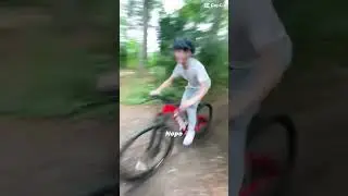 Super fast flyby #downhill #flyby #funny #mtb #speed #speed demon #crazy #bikelife #bike #weoutside
