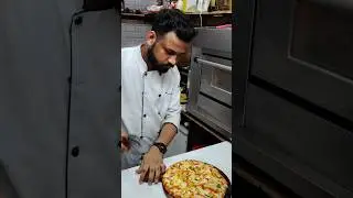 Pizza master chef ....... pizza cutting episode//viral pizza video||Pizza spl chef||Master Chef||