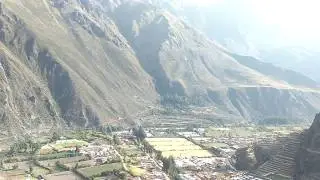 Pinkuylluna Graneries Trail Clip - Ollantaytambo, Peru