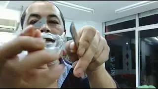 Anlatımlı Ustura ile Sakal Traşı #4