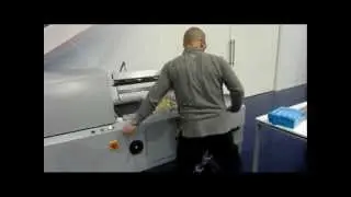 ARIANE 5040A Shrink Machine.wmv
