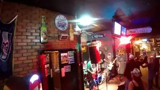 Suzy Solo at Hoe