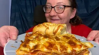 Homemade Lasagna with Garlic Bread #food #mukbang #eating