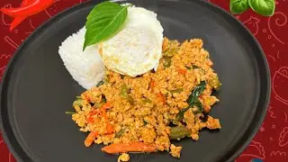 Pad Krapow - Thai Spicy Basil Chicken