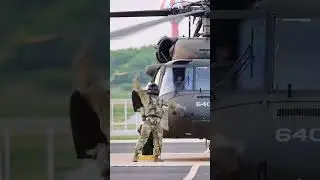 @usarmy Blackhawk Crew Chief #dance