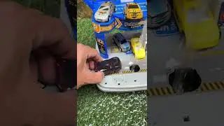 Disney Pixar Cars #pitintoys #automobile #cars #macqueen #pixarcars #hotwheels #toys