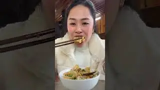 Mukbang mì Quảng Hội An ở Đà Lạt #dungthichan #mukbang #food 