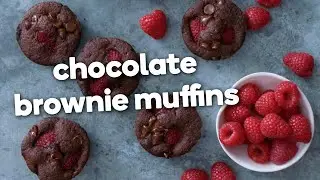 How to make raspberry & chocolate muffins