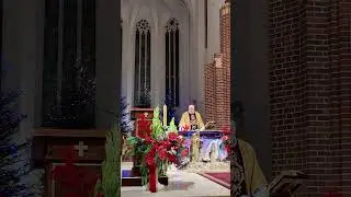SYLWESTER W KOLEGIACIE! ⛪ Niesamowita moc kolędy pod 7m krzyżem! ks. Ryszard Dobrołowicz #wiara