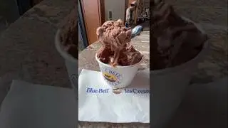 Blue Bell ICE CREAM #bluebell #foodie #icecream #brenhamtexas #rockyroad
