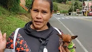 DANDO UN PASEO CON MINI