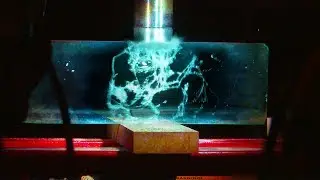 Glass Breaking at 800,000 FPS - Ultra Slow Motion
