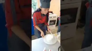Chiffon Cake(Final Activity in my school) queendelynasiong@gmail.com