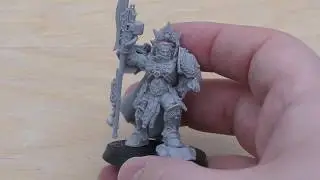 Legio Custodes Shield Captain - Review (WH40K & HH)