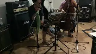 English man in NY played by dai-hachi&Shinpei Motokura