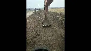 Durable Second-hand Machinery Trucks | Excavator Wall-E 60 Buzz
