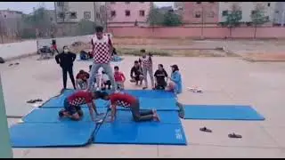 présentation d' acrogym par les élèves de la 1er bac Lycée rhali lfarouk el ataouia
