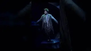 Alex Brightman Beetlejuice forgets his line comparison!