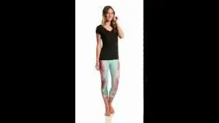 Onzie Graphic Yoga Capris | SwimOutlet.com