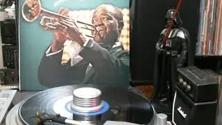 Louis Armstrong - The Circle Of Your Arms