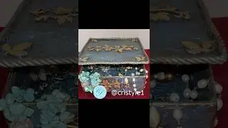 ANTIQUE JEWELRY BOX WITH RECYCLED CARDBOARD