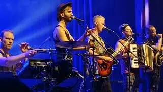 Fäaschtbänkler - '28 Genres' - Live im Albisgütli - Zürich - 30. September 2023, Schweiz