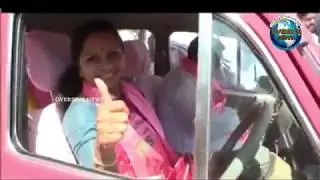 TRS MP Kavitha Drives a Car in Nizamabad Election Campaign | Overseas News