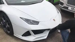 Lamborghini huracan Evo no drill number plate / licence plate mount