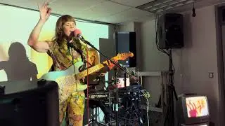 Guidon Bear Live 260102 