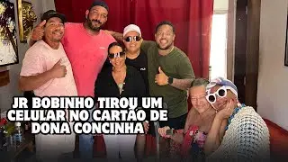 JR BOBINHO TIROU UM CELULAR NO CARTÃO DE DONA CONCINHA E DEU O MAIOR FUZUÊ NA CASA DE MAINHA