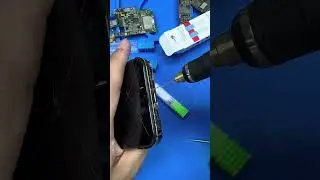 Sliding screws can be quickly removed like this Mobile phone repair tools