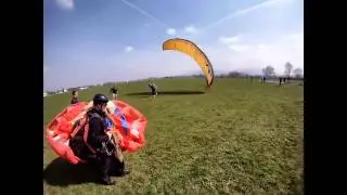 Paragliding training = first steps, first fly, first blood...