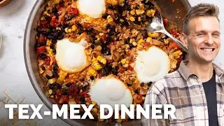 Tex-Mex Spiced Skillet Dish | EASY weeknight dinner (or brunch/breakfast) idea!