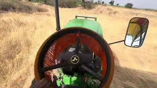 Janvro ka kam hai asan john deere tractor ke sath
